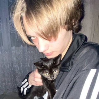 ЛЁХА ВОРКАЕТ БЛЯ