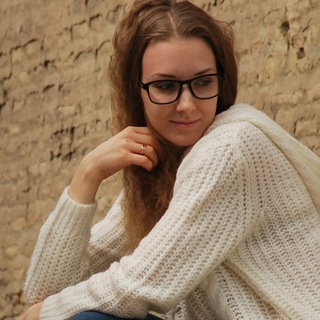 ЮЛИЯ ЛИСТ