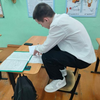 РЕСТ И́ДОЛ ЛАЛЛИПАП