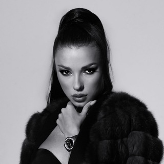POLINA TELESHOVA