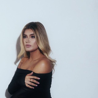 BEAUTY OR BOOTY?