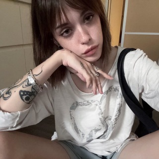МОЛЛИ ХОЧЕТ ПОКУРИТЬ