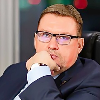 ГОВОРИТ КРАСНОV