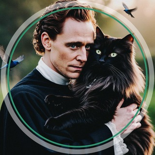 HIDDLESSTONERS • TOM HIDDLESTON ARIADNA WIN