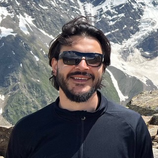 SARKAR MAGOMEDOV
