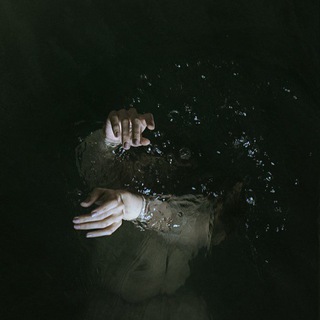 DARK AESTHETIC