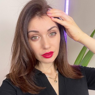 ELENA864