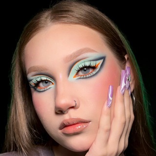 MAKEU.POLLY