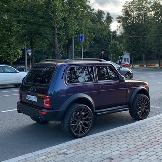 ZHAROV_A_573