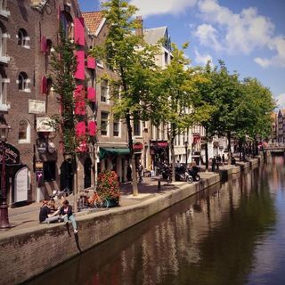 AMSTERDAM LIFE