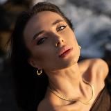 КУЧЕРОВА И БОГИНИ