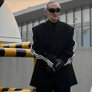THE.SUIT.SHOP
