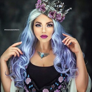 HAIRSTYLE