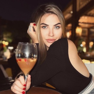 ELENA_AZAROVA